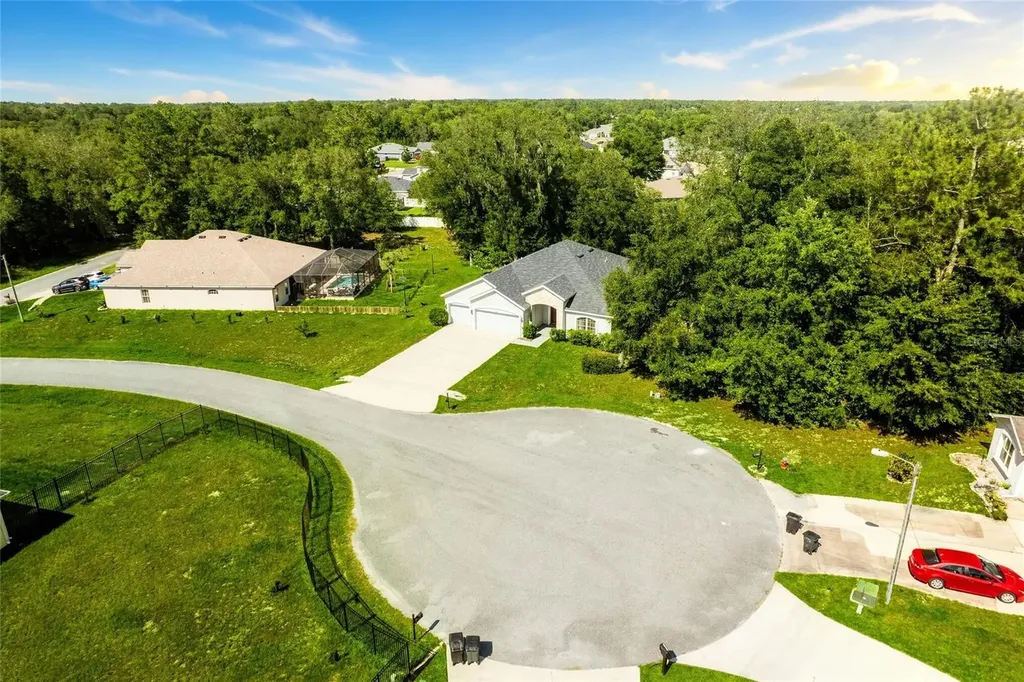 11563 SW 61st Court Ocala FL 34476