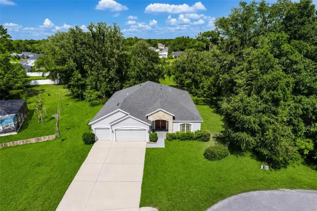 11563 SW 61st Court Ocala FL 34476