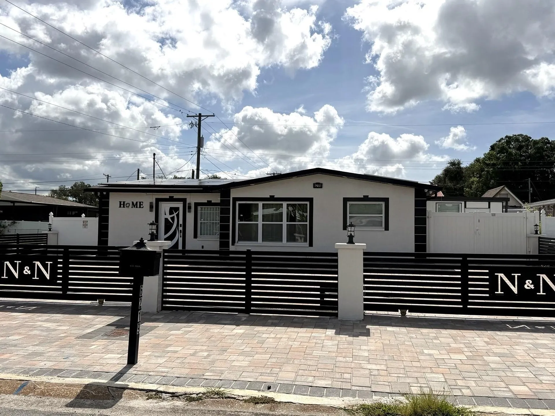 6219 Blossom Avenue Tampa FL 33614