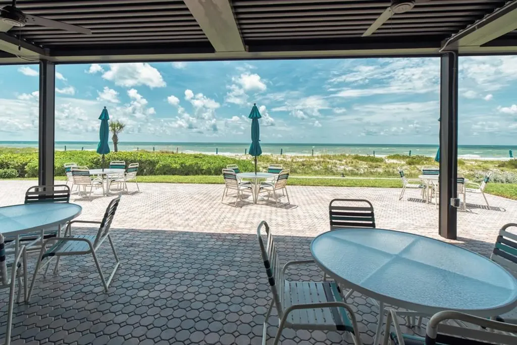 1975 Gulf Of Mexico Drive Longboat Key FL 34228