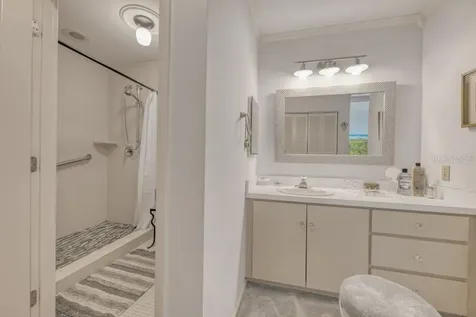 1975 Gulf Of Mexico Drive Longboat Key FL 34228
