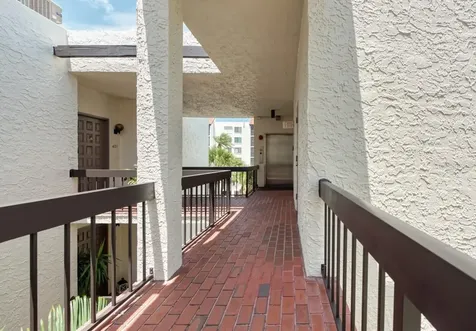 1975 Gulf Of Mexico Drive Longboat Key FL 34228