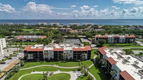 1975 Gulf Of Mexico Drive Longboat Key FL 34228