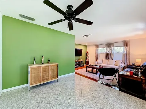 8517 Cedar Cove Court Orlando FL 32819