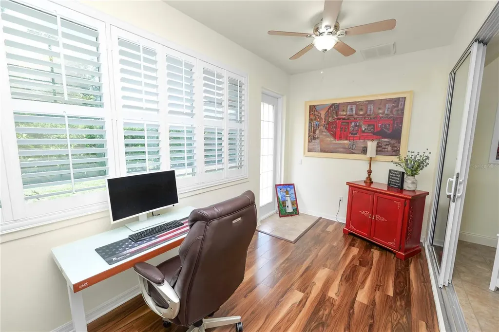 2356 Lake James Way Lakeland FL 33810