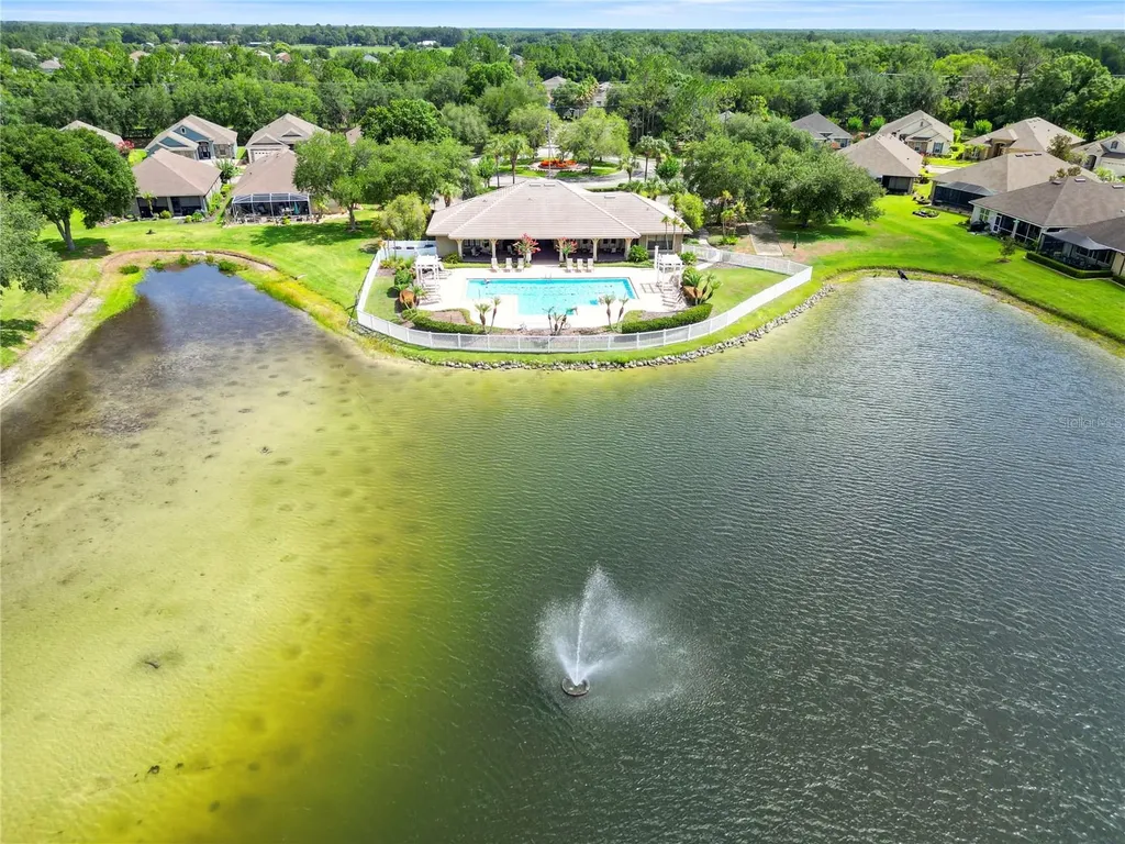 2356 Lake James Way Lakeland FL 33810