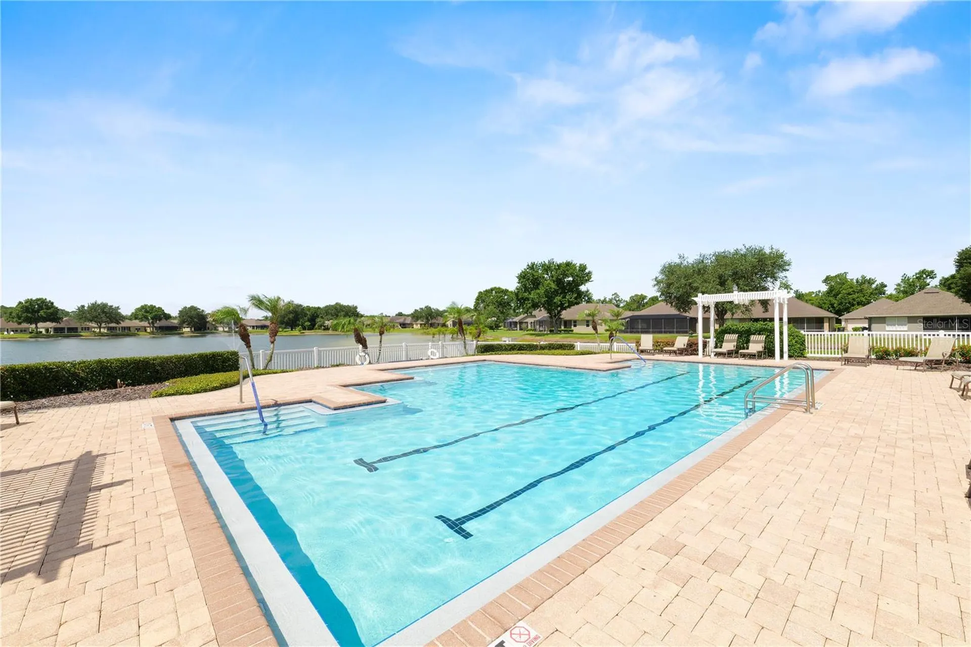 2356 Lake James Way Lakeland FL 33810