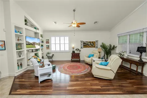 2356 Lake James Way Lakeland FL 33810