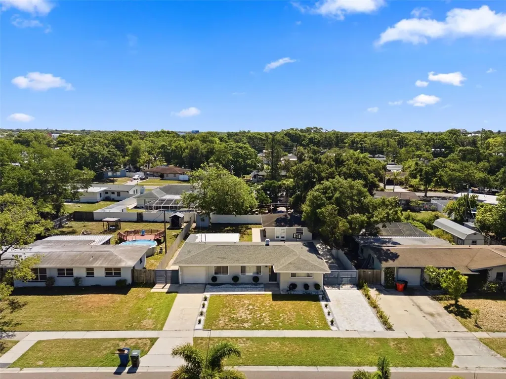 15549 Newport Road Clearwater FL 33764