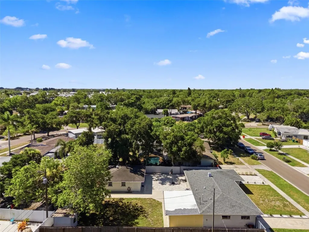 15549 Newport Road Clearwater FL 33764