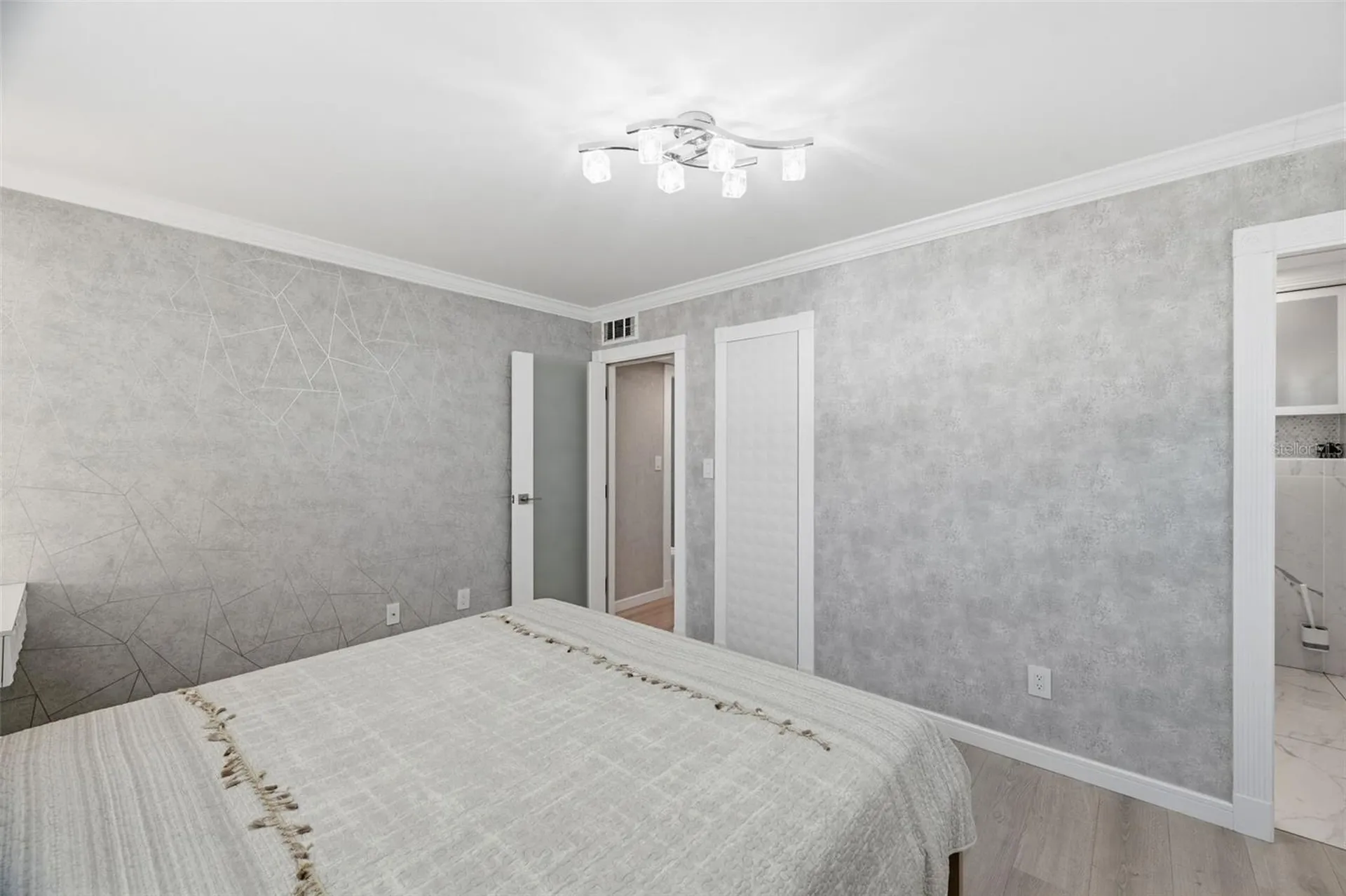 15549 Newport Road Clearwater FL 33764