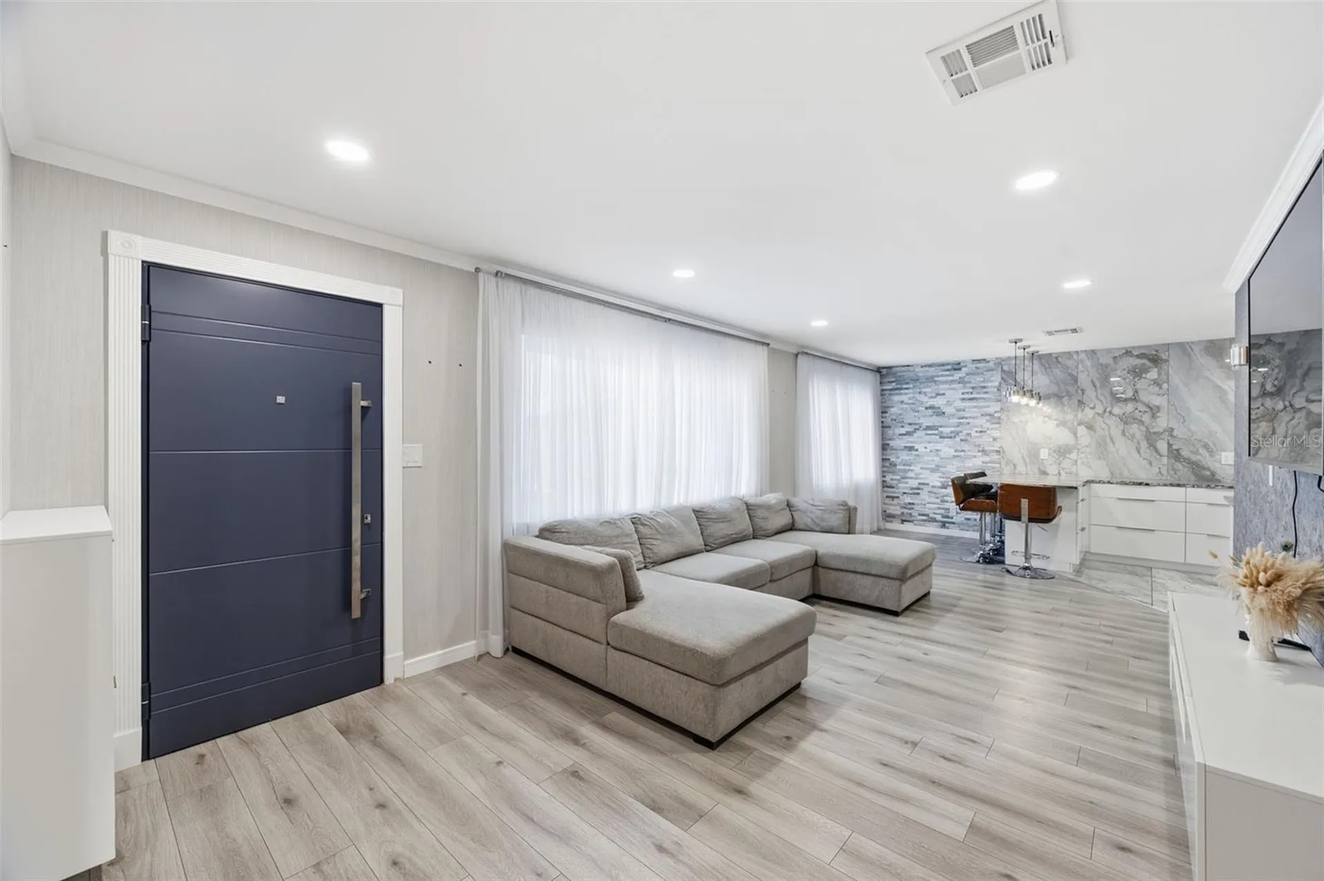 15549 Newport Road Clearwater FL 33764