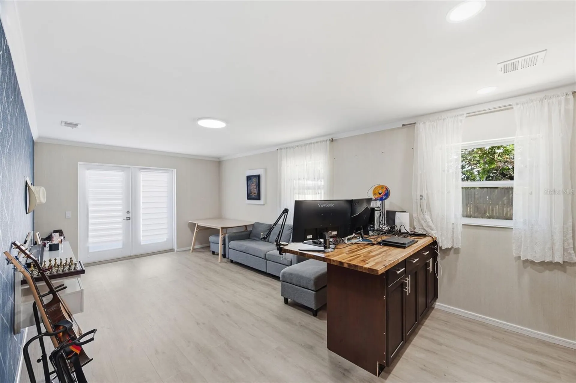 15549 Newport Road Clearwater FL 33764
