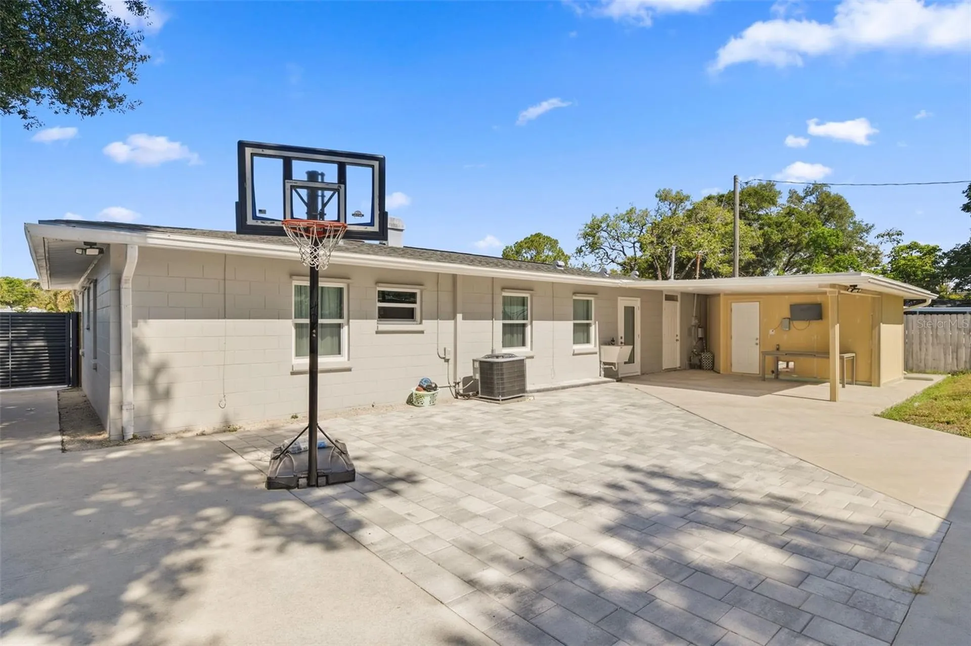 15549 Newport Road Clearwater FL 33764