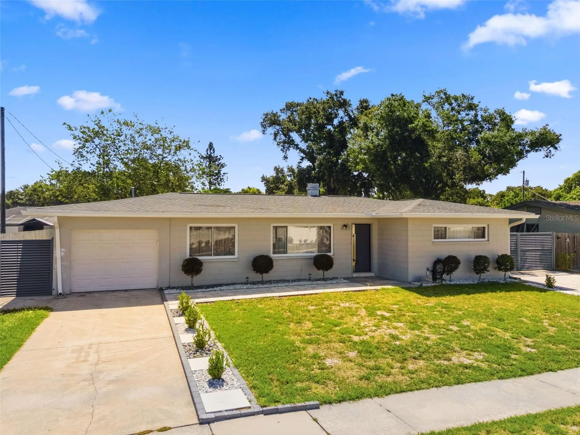 15549 Newport Road Clearwater FL 33764