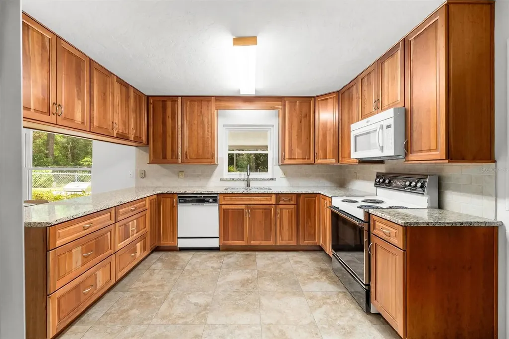7610 NW 40th Avenue Gainesville FL 32606