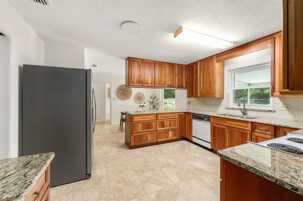 7610 NW 40th Avenue Gainesville FL 32606