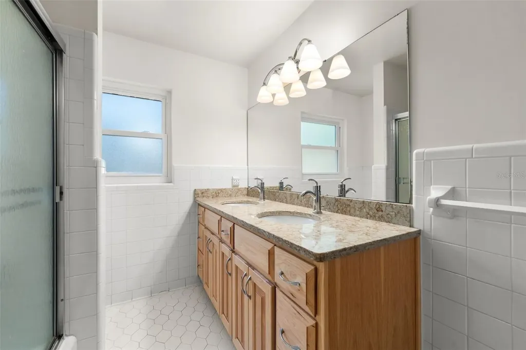 7610 NW 40th Avenue Gainesville FL 32606