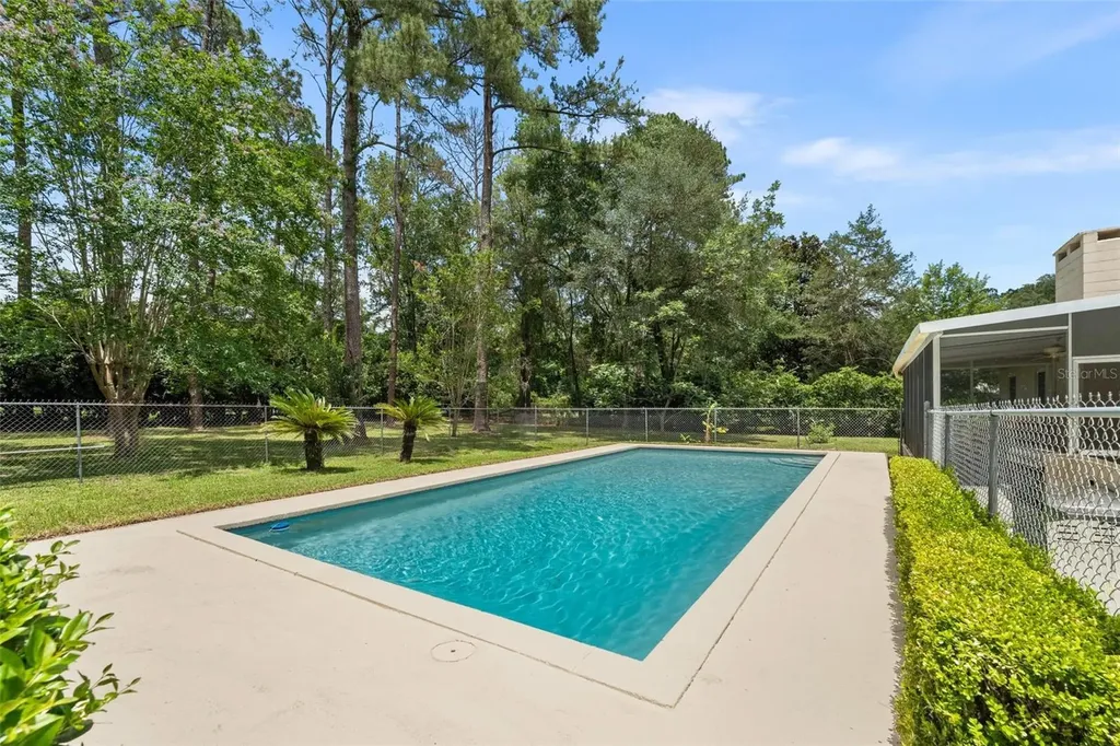 7610 NW 40th Avenue Gainesville FL 32606