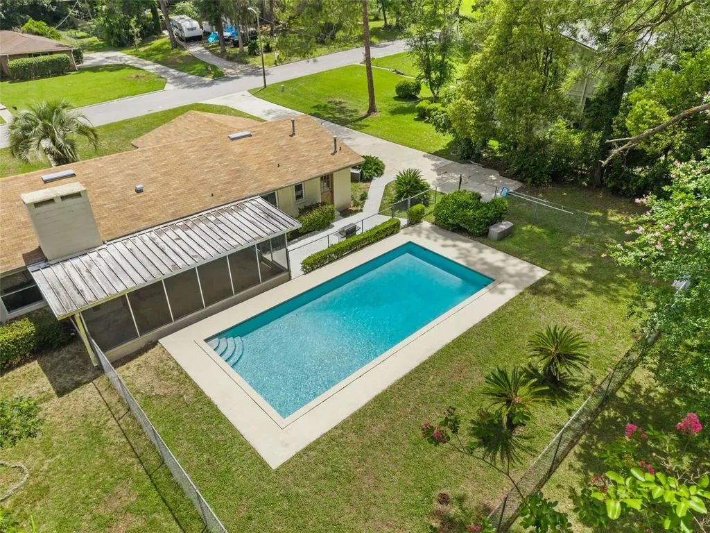 7610 NW 40th Avenue Gainesville FL 32606