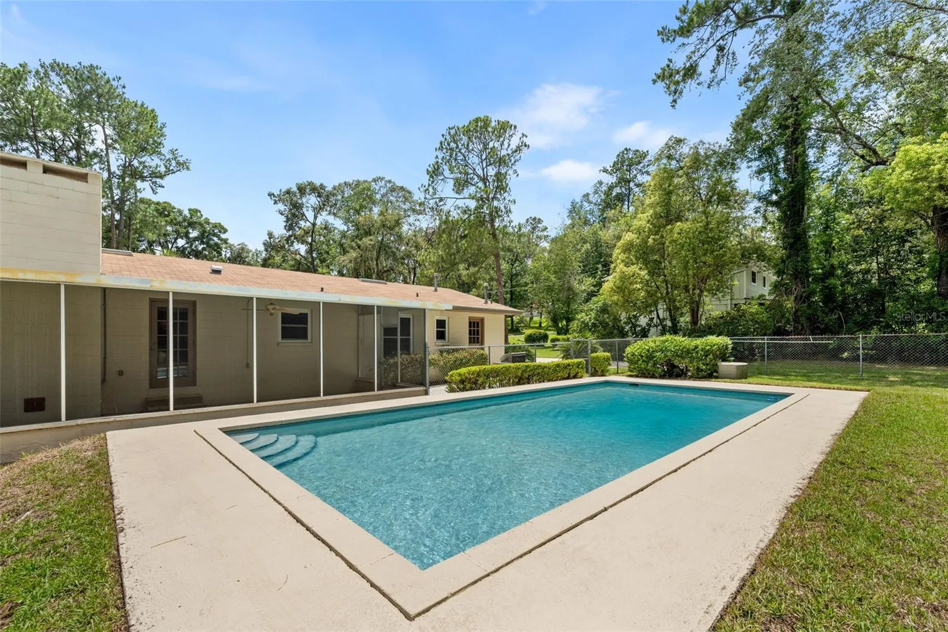 7610 NW 40th Avenue Gainesville FL 32606