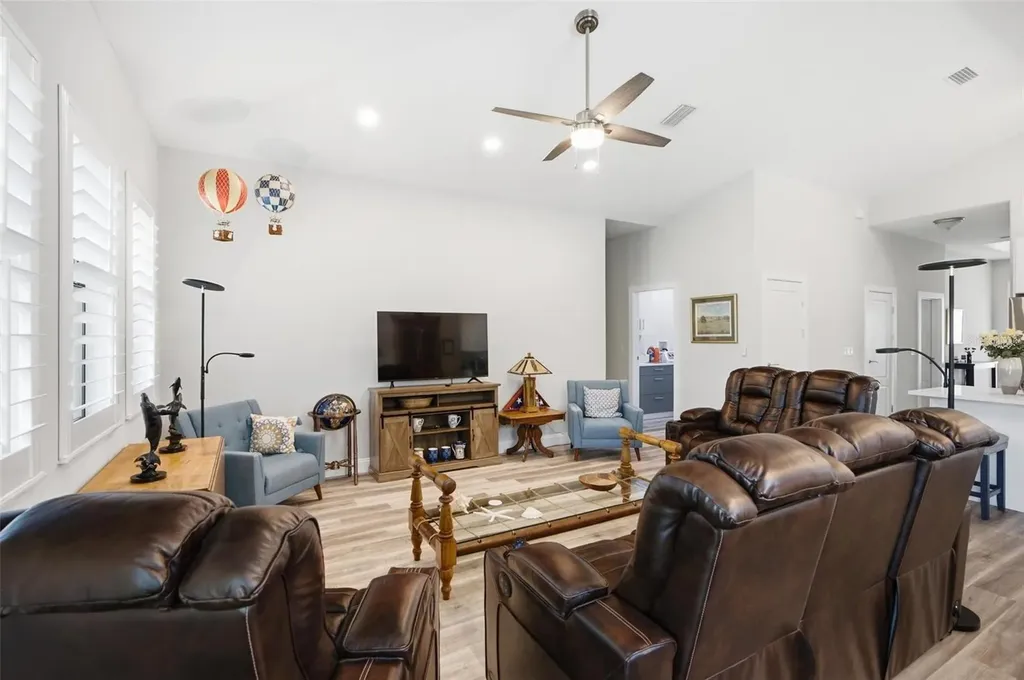 17 Green Circle Palm Coast FL 32164