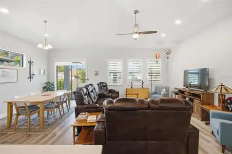 17 Green Circle Palm Coast FL 32164