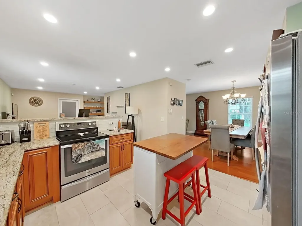 3707 Bloomingdale Avenue Valrico FL 33596