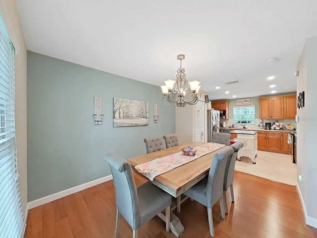 3707 Bloomingdale Avenue Valrico FL 33596