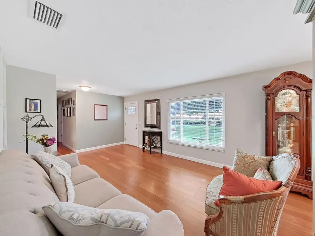3707 Bloomingdale Avenue Valrico FL 33596