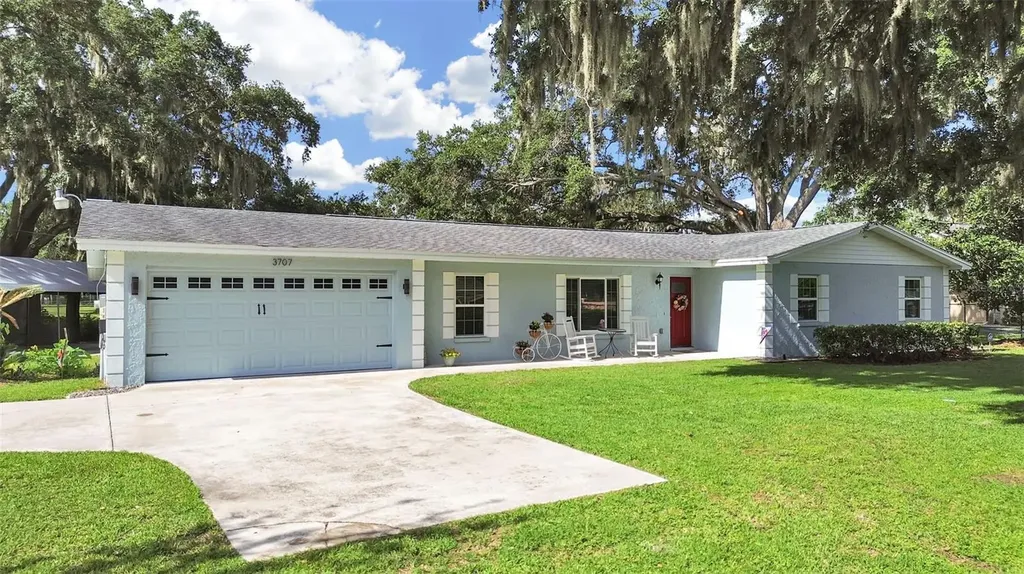 3707 Bloomingdale Avenue Valrico FL 33596