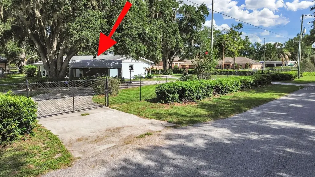 3707 Bloomingdale Avenue Valrico FL 33596