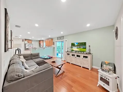 3707 Bloomingdale Avenue Valrico FL 33596