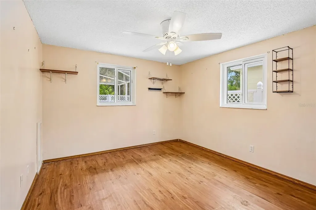 5415 1st Street NE St Petersburg FL 33703