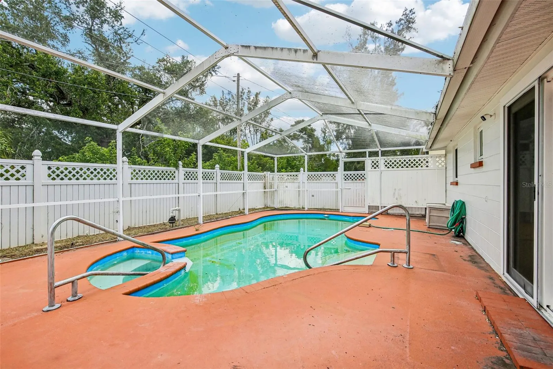 5415 1st Street NE St Petersburg FL 33703