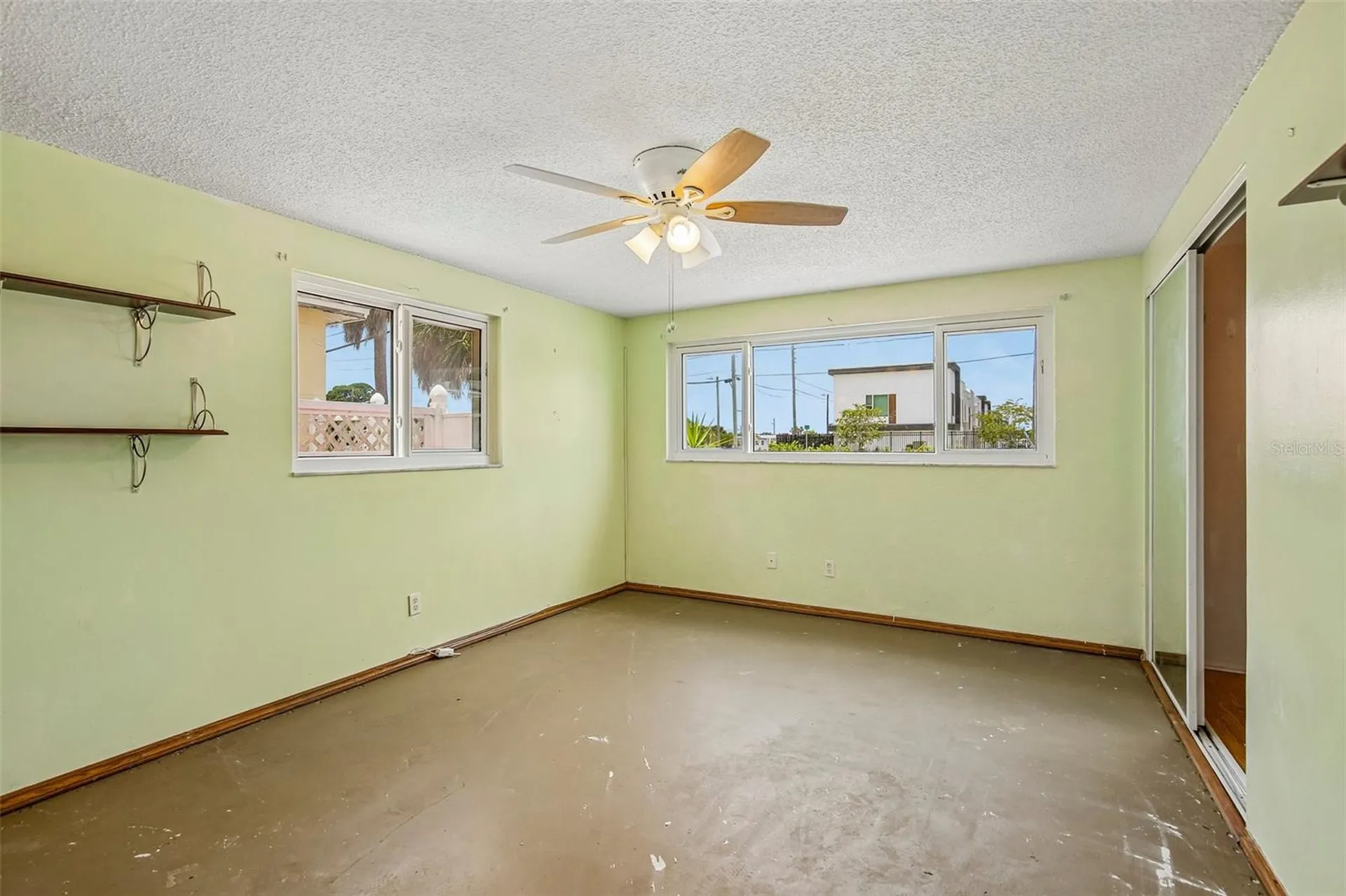 5415 1st Street NE St Petersburg FL 33703