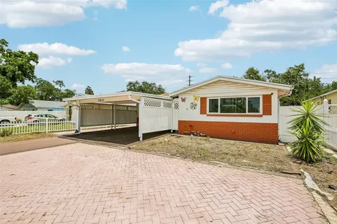 5415 1st Street NE St Petersburg FL 33703