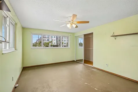 5415 1st Street NE St Petersburg FL 33703