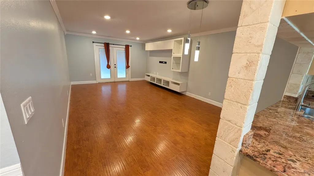4000 Poinciana Court Palm Harbor FL 34684