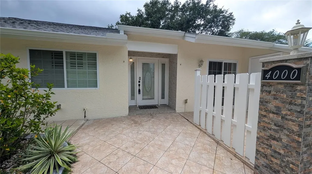 4000 Poinciana Court Palm Harbor FL 34684