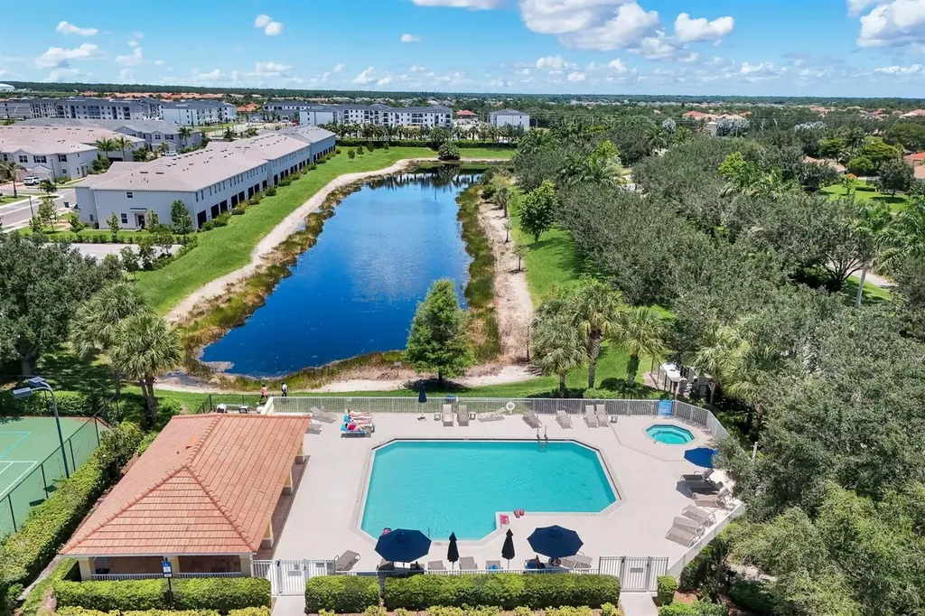 2175 Dragonfruit Way Naples FL 34120