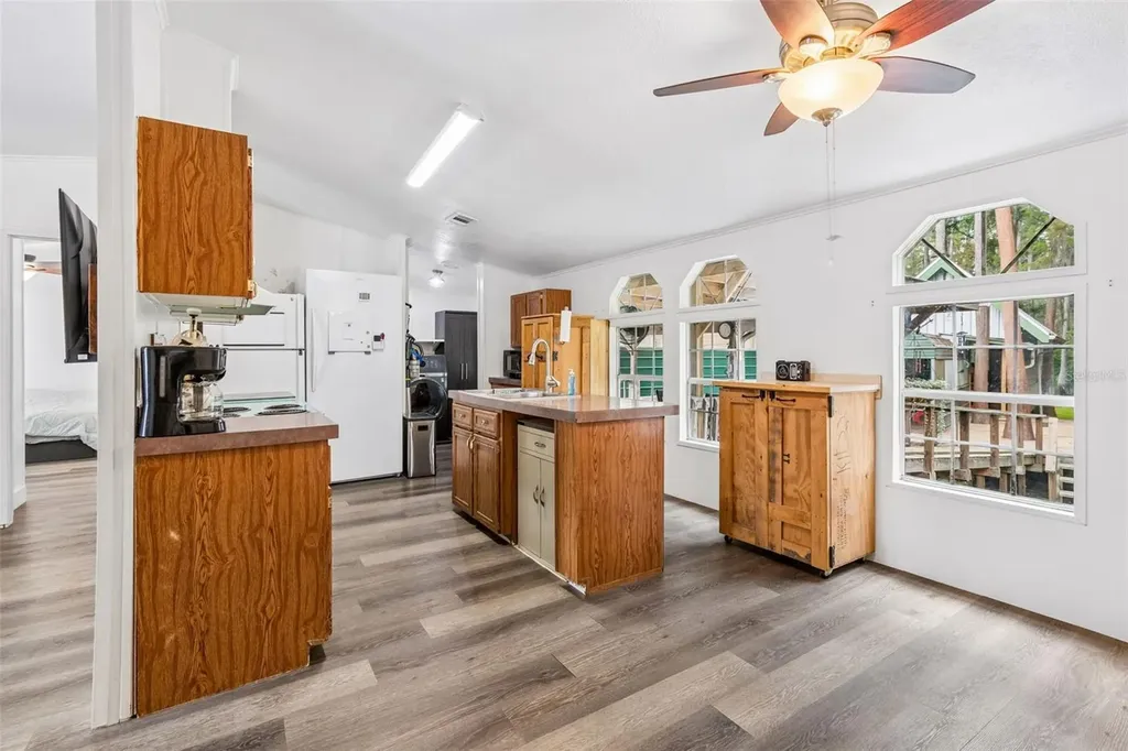 17808 Dogwood Drive Lutz FL 33558