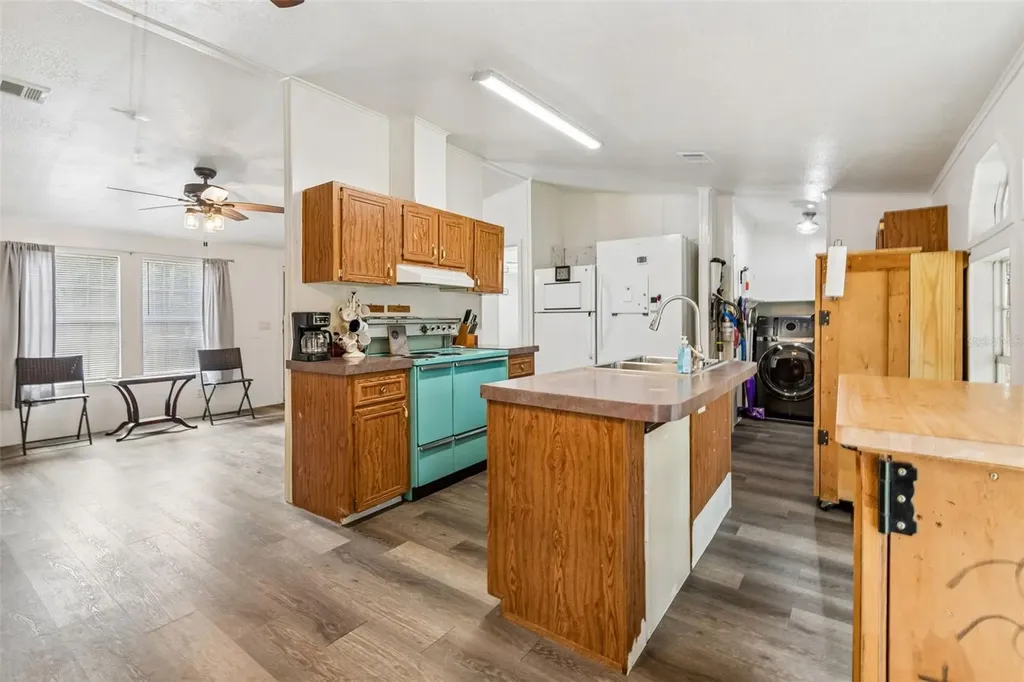 17808 Dogwood Drive Lutz FL 33558
