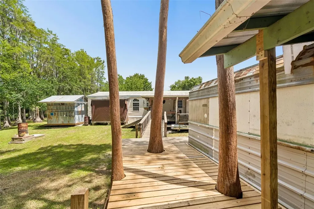 17808 Dogwood Drive Lutz FL 33558