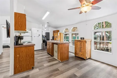 17808 Dogwood Drive Lutz FL 33558