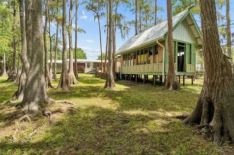 17808 Dogwood Drive Lutz FL 33558