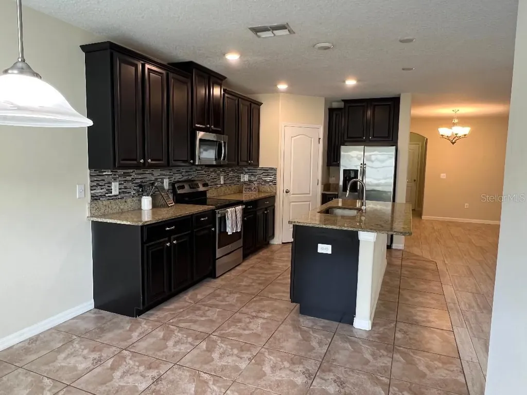 1142 Ballard Green Place Brandon FL 33511