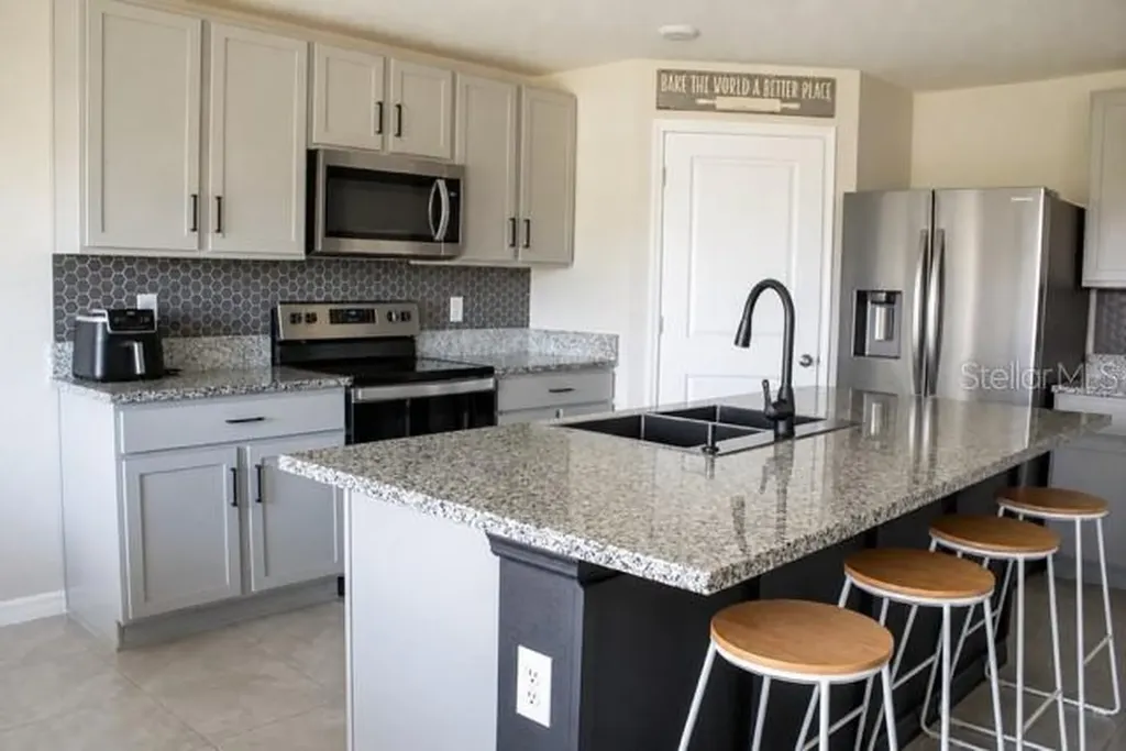 4208 Dovetail Lane Palmetto FL 34221