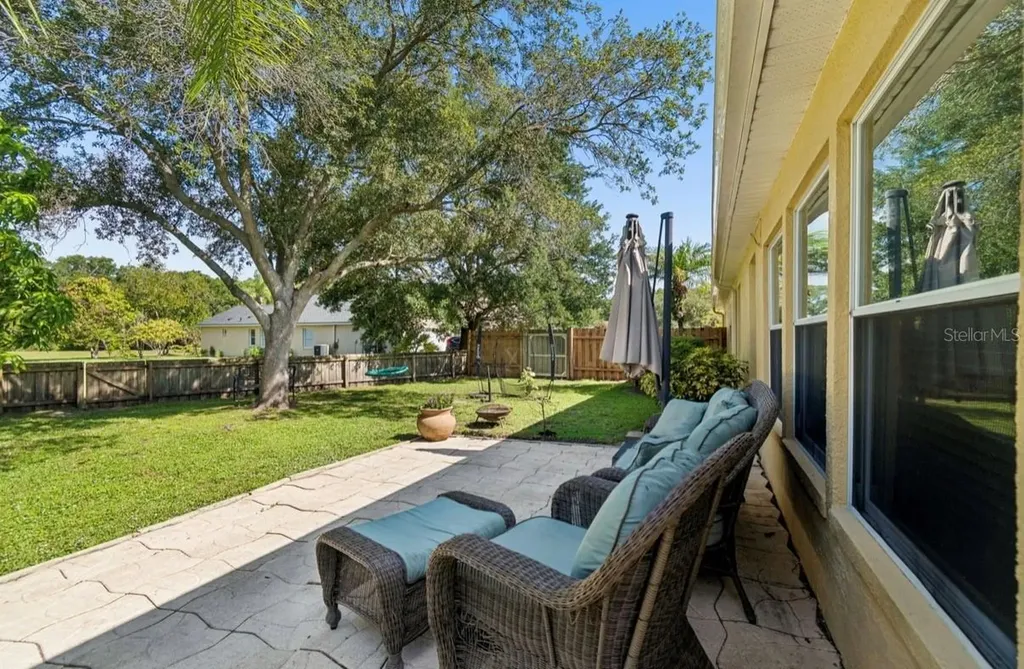 4734 Whispering Wind Avenue Tampa FL 33614