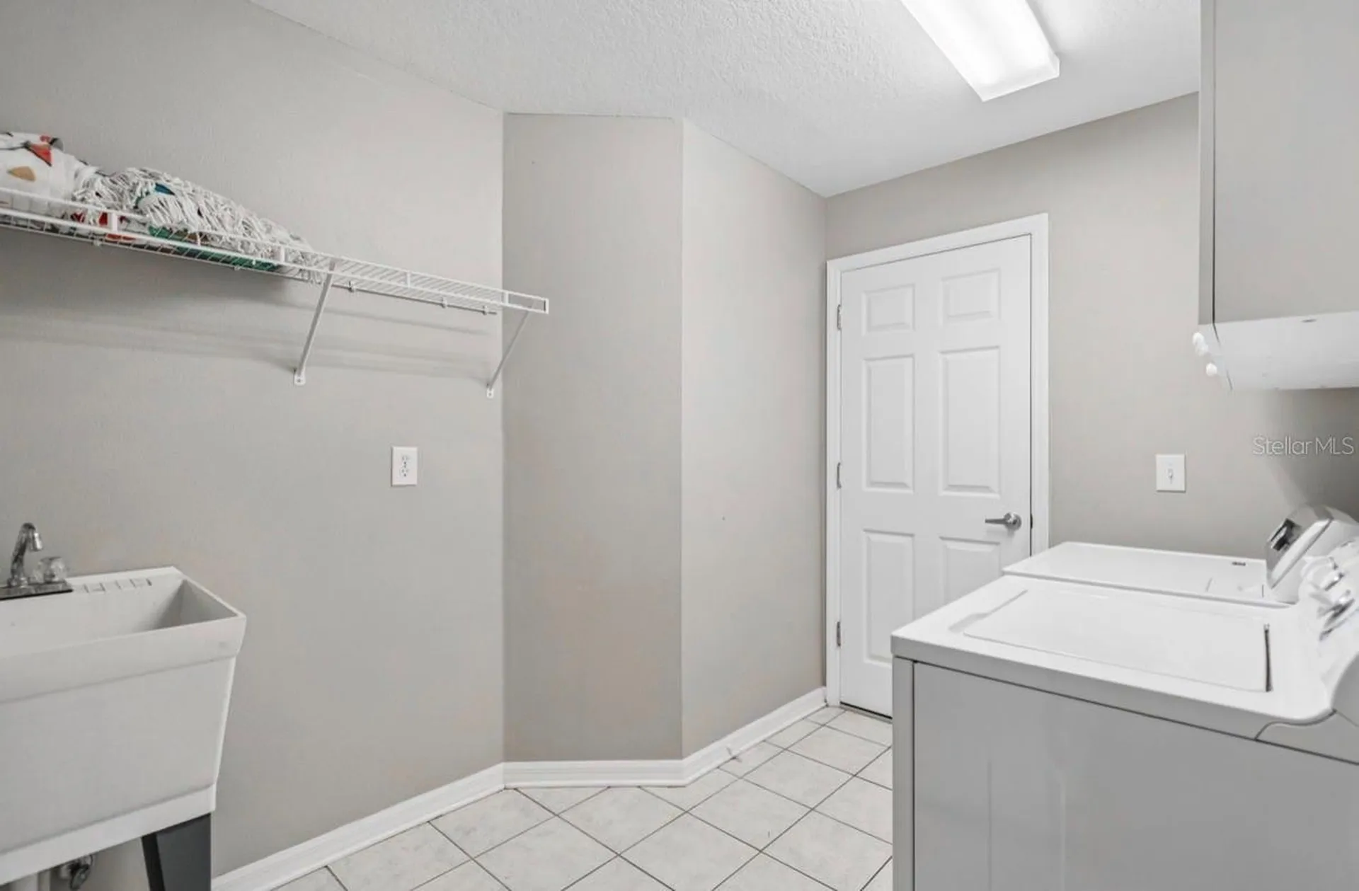 4734 Whispering Wind Avenue Tampa FL 33614
